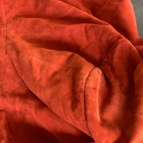 Never worn rust coloured suede jacket - Picture 8 of 10